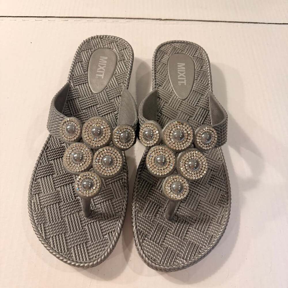Mixit Size 10 Pewter Grey Rhinestone Beaded Flip Flop Sandals
